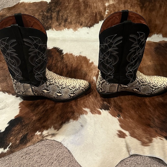 Dan Post Black and Cream Snakeskin Boots - Picture 3 of 10